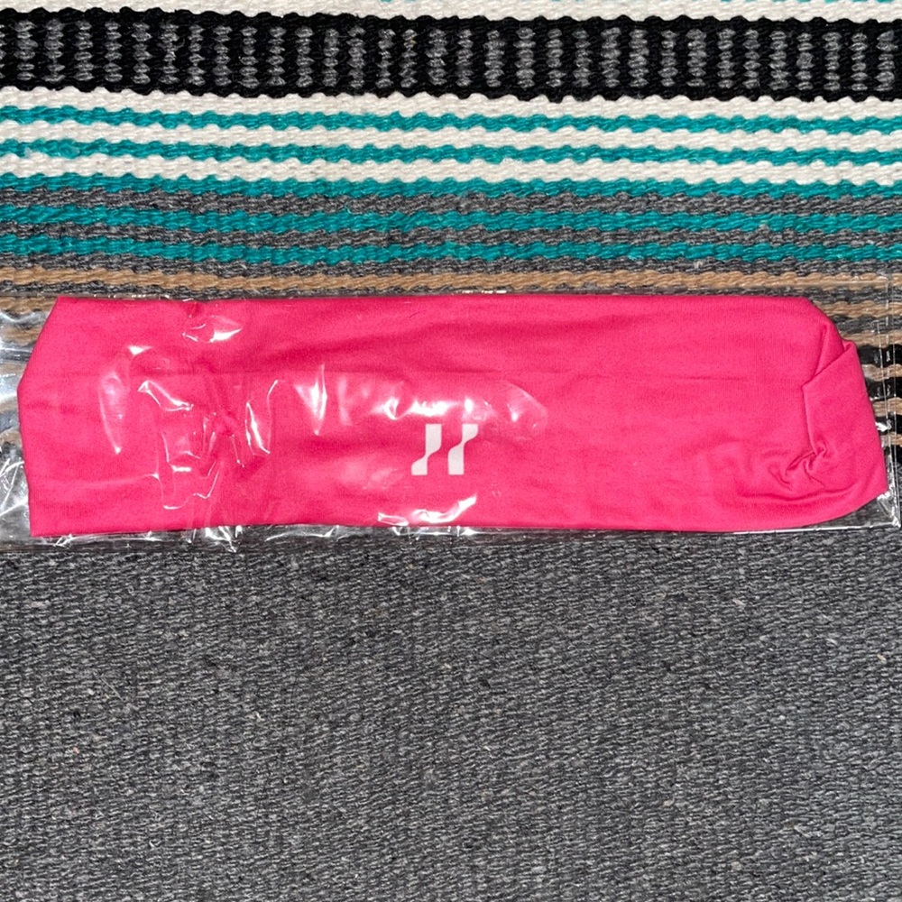 HALARA hot pink headband